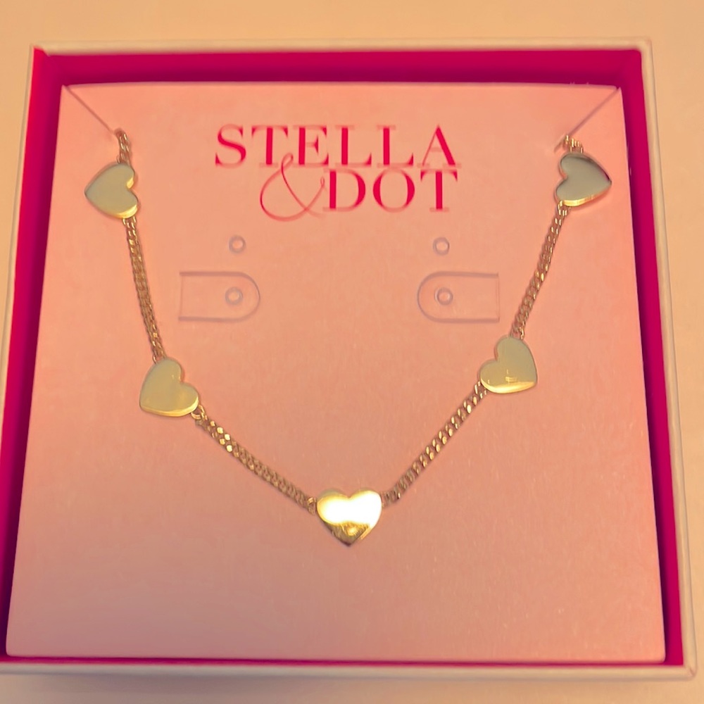 Stella and dot take heart necklace